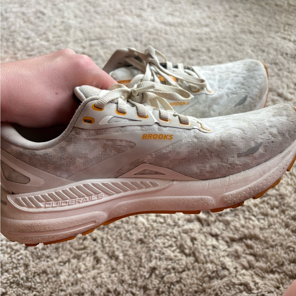 Brooks Adrenaline Cream and Orange Athletic Shoes